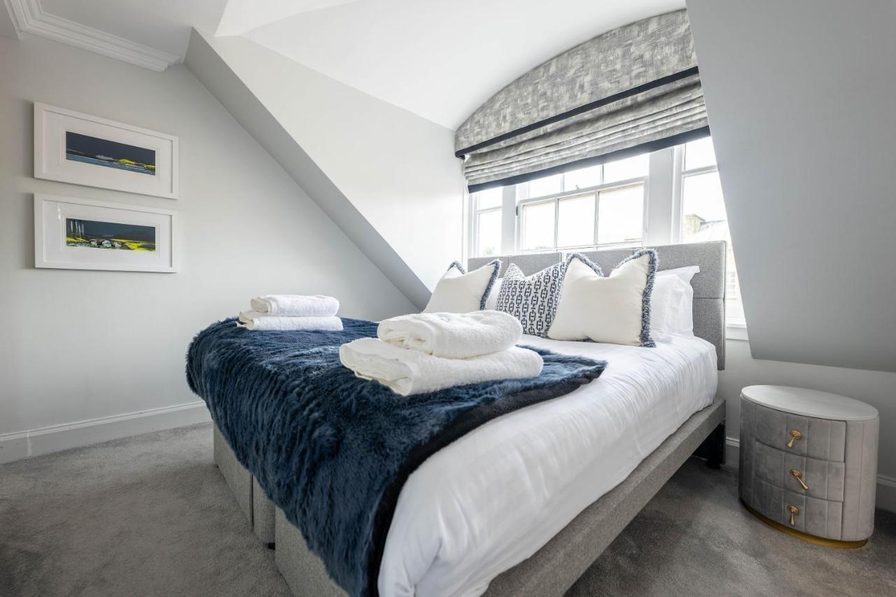 Righ Properties - Luxurious City Centre Three Bedroom Apartment Edimburgo Exterior foto